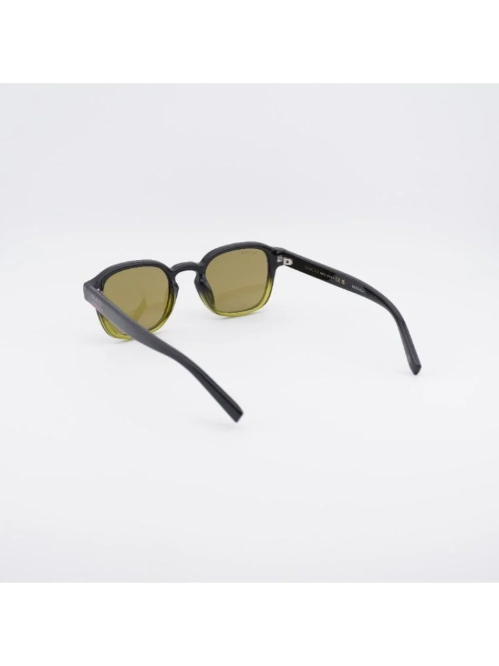Gucci GG2106S 003 Sunglasses Black/Green Square Frame, Green Lenses